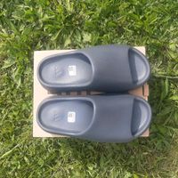 Yeezy slide slate grey Baden-Württemberg - Ludwigsburg Vorschau