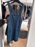 Jeanskleid Latzhosen Kleid von ONLY nagelneu! Nordrhein-Westfalen - Jülich Vorschau