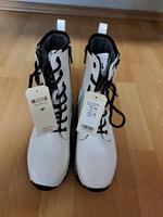 Halbstiefel Mustang ,stylisch, NEU mit Etikett,Gr.39 Leder Köln - Porz Vorschau