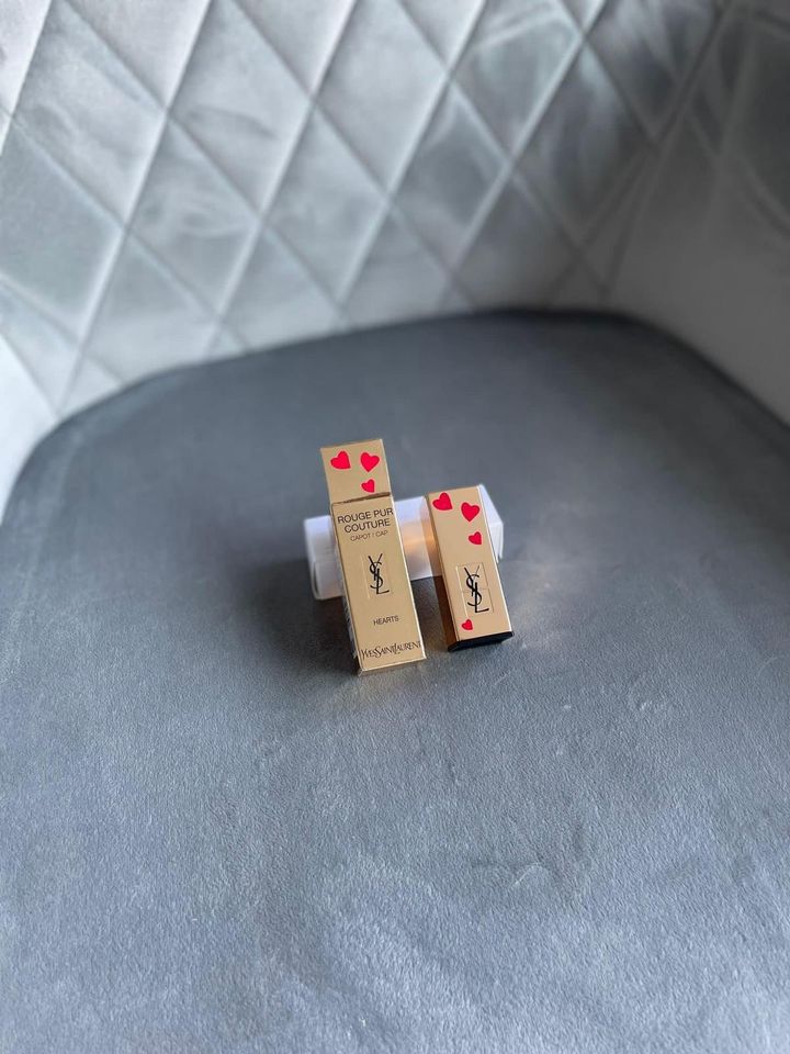 YSL Rouge pur Couture Cap Hearts in Kassel