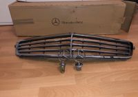 Mercedes C Klasse 200 CDI Kühlergrill und Sterne zu verkaufen Duisburg - Duisburg-Mitte Vorschau