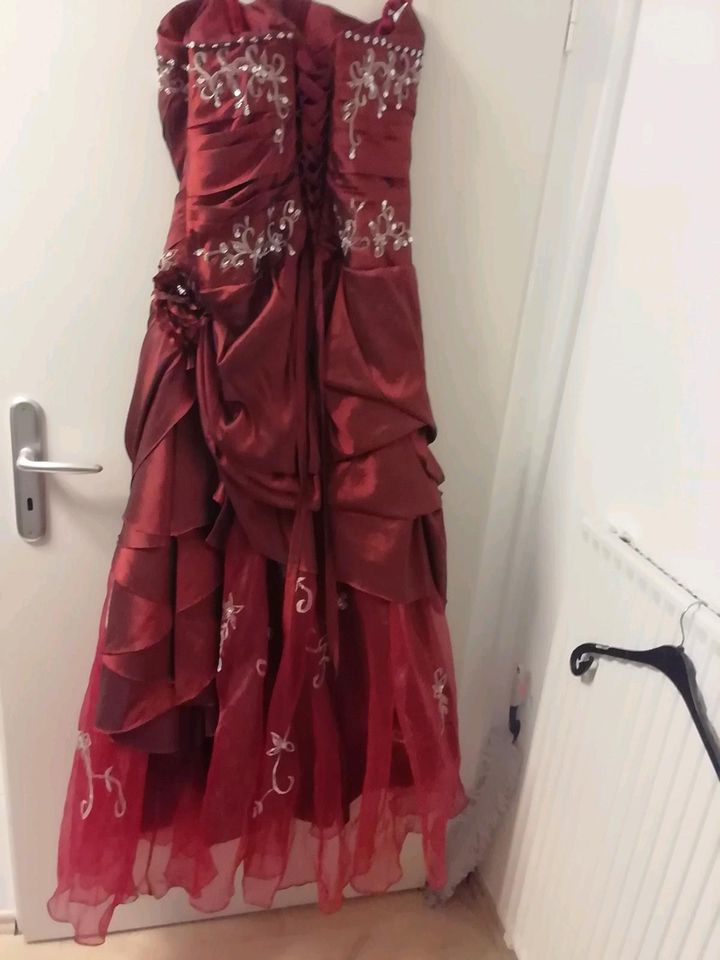 Abendkleid, Größe 48/50 in Peine