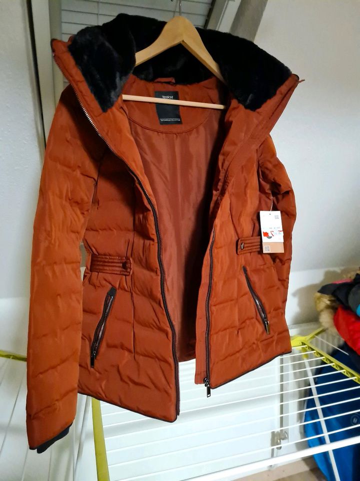 Winterjacke Damen rostrot Gr. 38 NEU C&A in Endingen