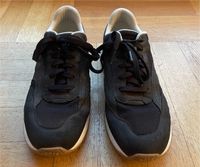 Schwarze Boss Tennisschuhe / Sneaker Gr. 43 Stuttgart - Stuttgart-Nord Vorschau