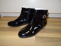 Schicke Mädchen Stiefelette Lackleder Schuhe Monsoon Gr. 37 neu Berlin - Spandau Vorschau