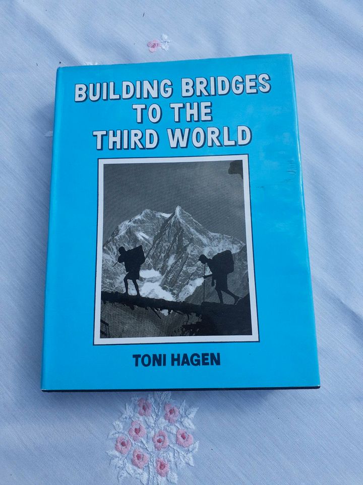 Buch von Toni Hagen in Duisburg