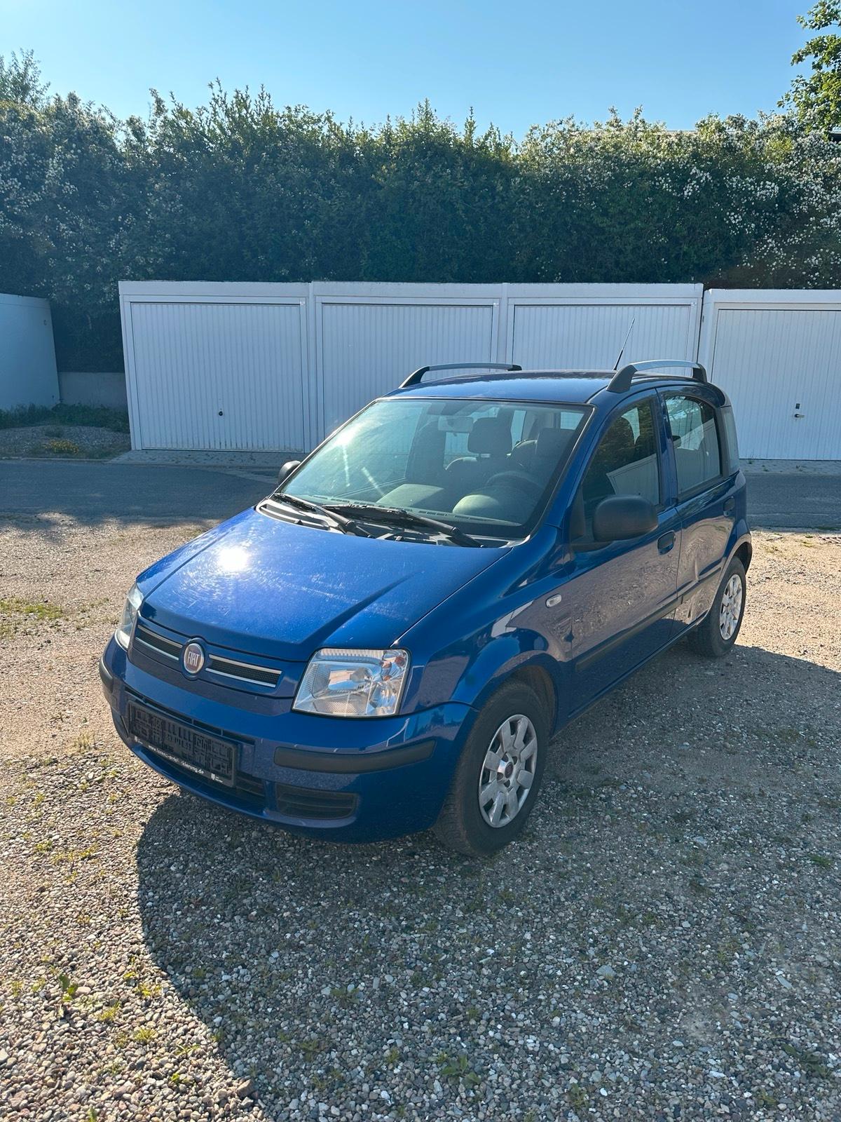Abbildung des Autos Fiat Panda 1.2 TÜV NEU 0…