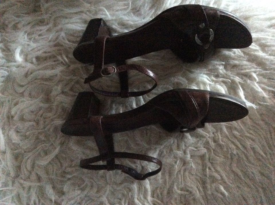 ⭐️Marc o Polo echt Leder Sandalen Gr.40⭐️ in Fuldabrück