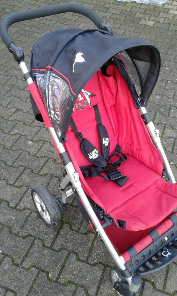 Maxi Cosi schwarz/rot - Gesslein Buggy F4 Snoopy in Meitingen