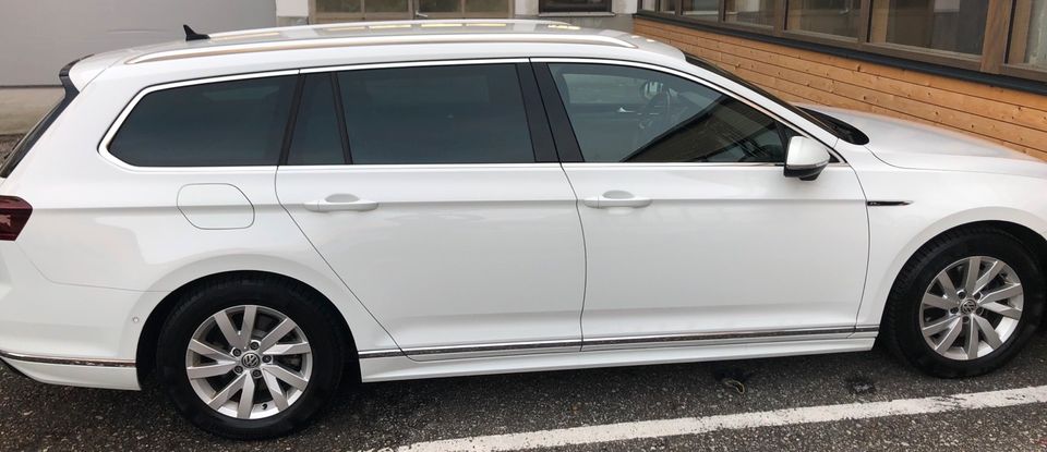 VW Passat B8 2.0 TDI  2 x R Line in Rosenheim