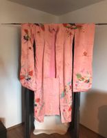 Original Kimono mit Unterkimono aus Japan Seide, bitte Text lesen Baden-Württemberg - Eggenstein-Leopoldshafen Vorschau