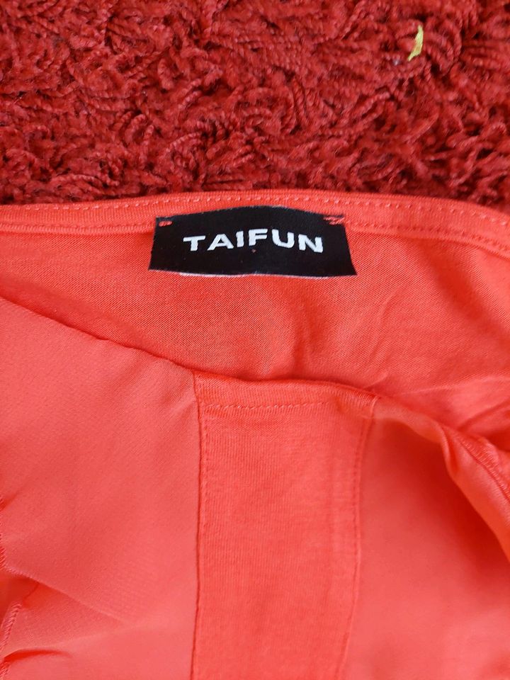 Rotes Blusenshirt von Taifun Gr. 42 in Esslingen