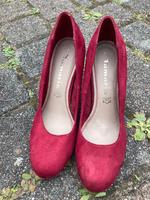 Tamaris Pumps mit Absatz 38 rot Tanzschuhe Schuhe Schleswig-Holstein - Neumünster Vorschau