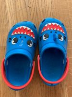 „Crocs“ Plastikschuhe für Schwimmbadgröße 24 Berlin - Treptow Vorschau