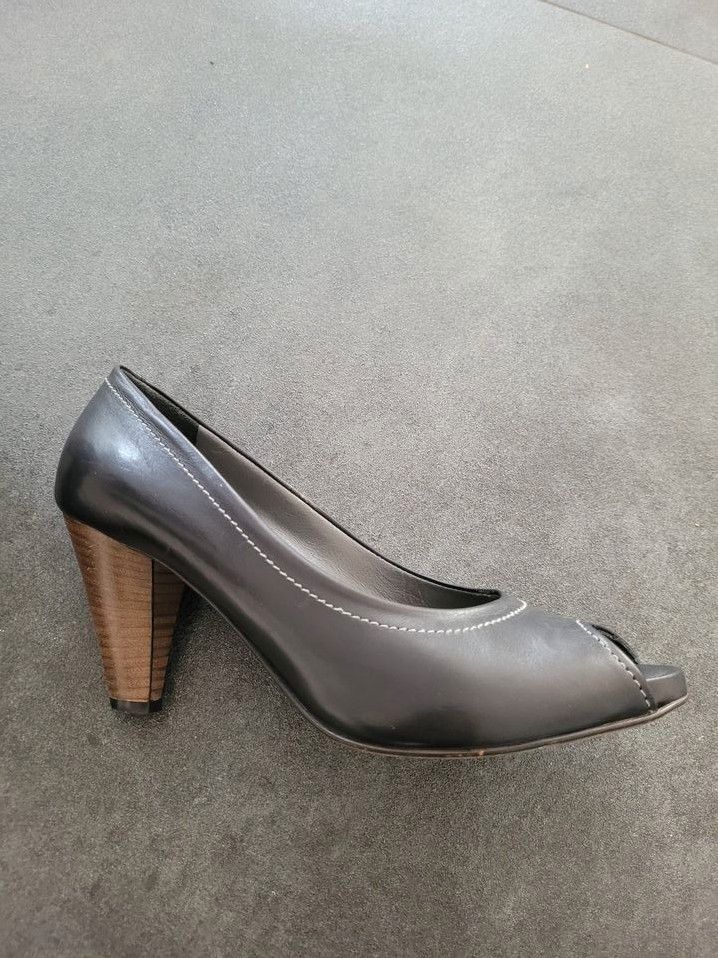 Maripe Leder Pumps dunkelblau Gr. 37 High Heels in Schlüchtern