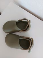 Zara gummi clogs in khaki grün neu Köln - Porz Vorschau