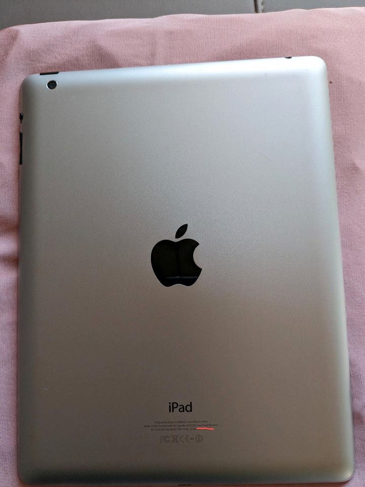 Apple Ipad 4. Generation Model A1458 in Reinheim