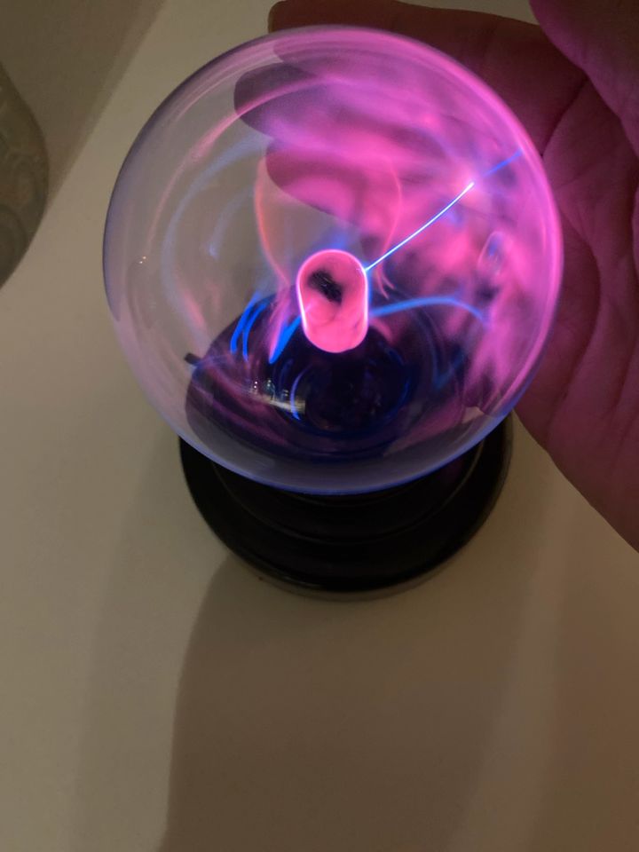 Plasma Licht- Ball für Kinder mit USB-Kabel 10x14cm in Stralsund