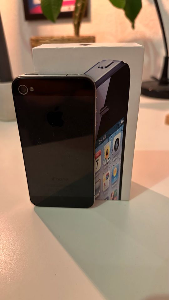 iPhone 4s 32gb schwarz OVP in Erfurt