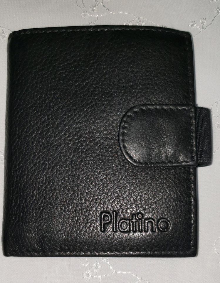 Verschiedene portmonee Brieftasche, Smartphone Tasche Leder in Nürnberg (Mittelfr)