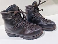 1 Paar MEINDL Bergstiefel Perfekt Gr. 44 Saarland - Heusweiler Vorschau