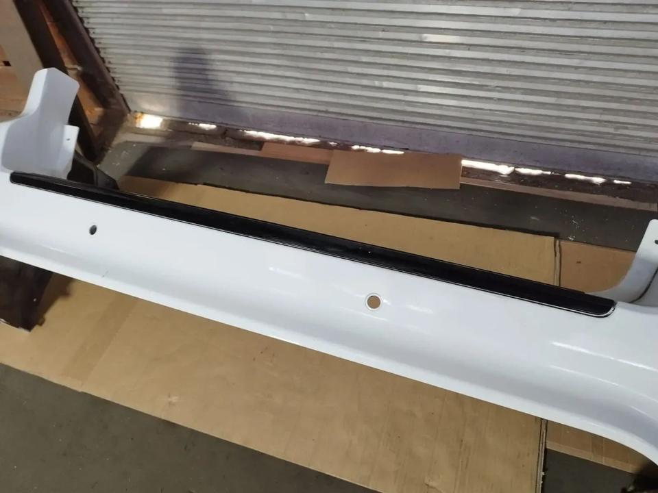 JEEP GRAND CHEROKEE WK2 SRT STOßSTANGE STOSSSTANGE HINTEN in Zittau