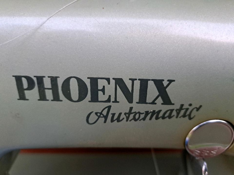 Phoenix Automatic Nähmaschine im Schrank, Antik in Großenlüder