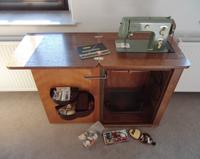 Veritas Zickzack Schranknähmaschine, Textima, DDR, Sachsen - Höckendorf Vorschau