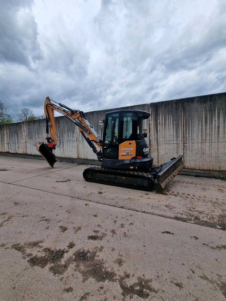 Minibagger Case CX65D Tiltrotator Mieten Gala Wegebau kommunal in Dermbach