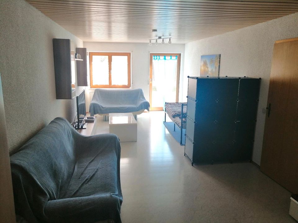 Hostel 24/7 - Ferienwohnung - Mietwohnung - Monteurzimmer in Blumberg