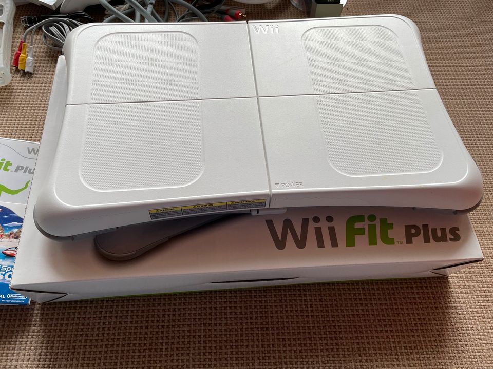 Nintendo wii black edition viel Zubehör in Penzberg