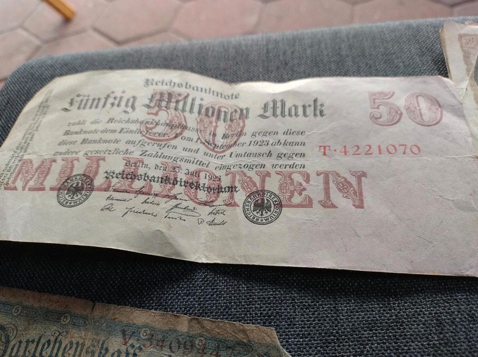 Reichsbanknoten in Großefehn