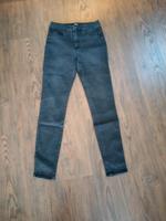 Jeans Skinny Jeanshose gr.32 w27L30 schwarz Nordrhein-Westfalen - Warburg Vorschau