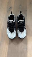 Nike Sneaker Zoom 2 k schwarz weiß Gr. 38,5 Hessen - Sulzbach Vorschau