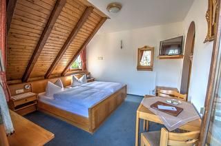 Hotel, Pension, FEWO in Schonach