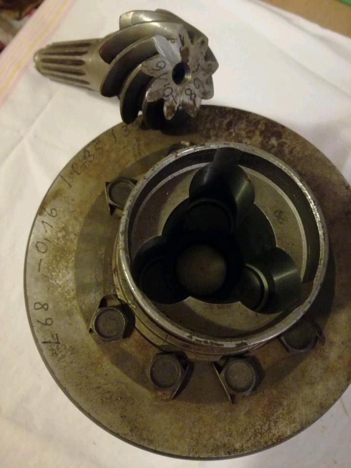 Wartburg Differential Ausgleichsgetriebe W 353 komplett NEU in Gera