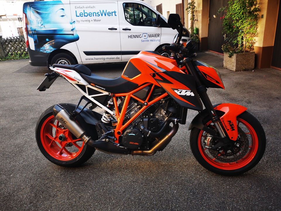 KTM Superduke 1290 R in Eningen