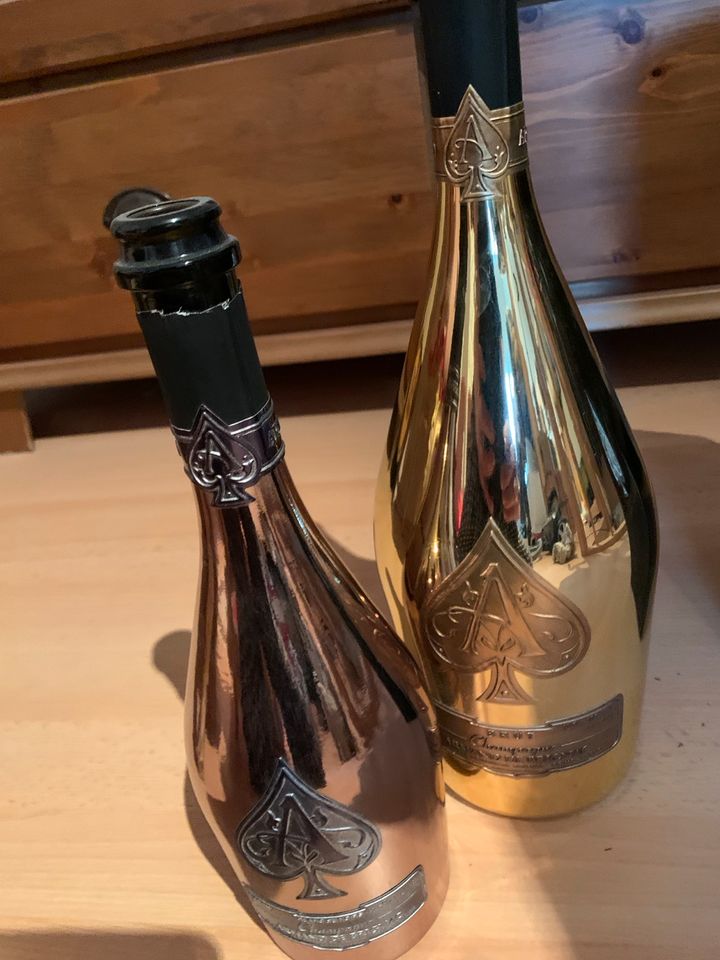 Champagner Flaschen 1,5 & 0,7 LITER Armand de Brignac deko leer in Schiphorst