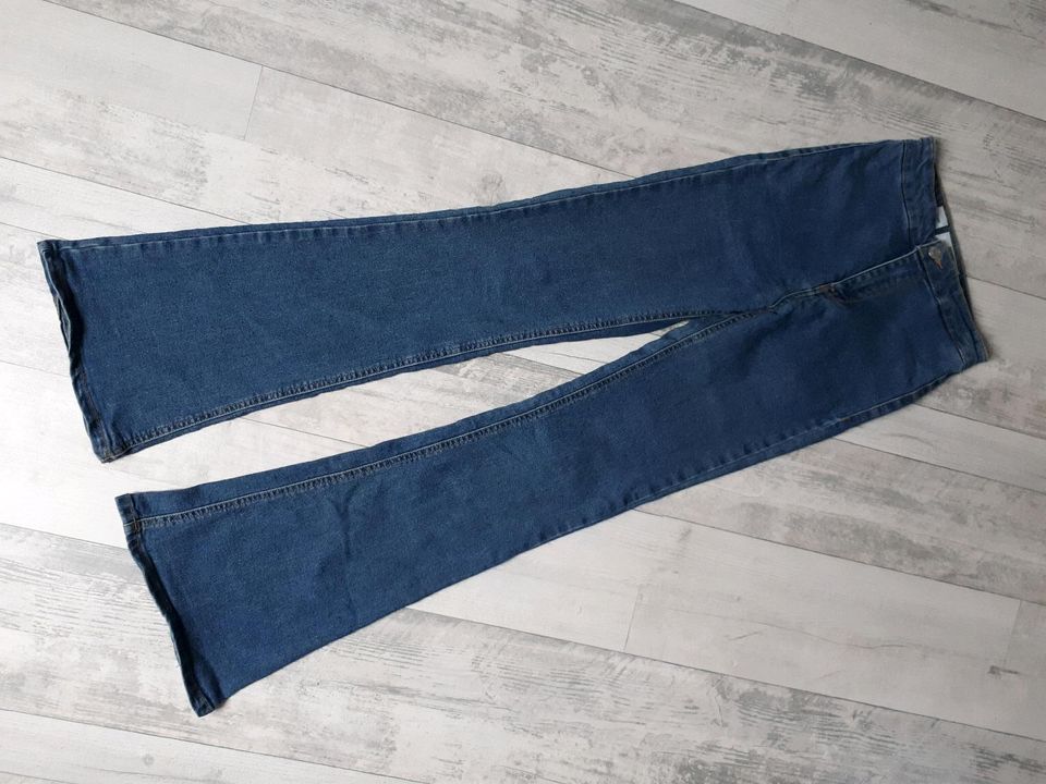 BERSHKA Jeans Flare Bootcut Schlaghose Gr.34 * wie neu in Bad Bramstedt