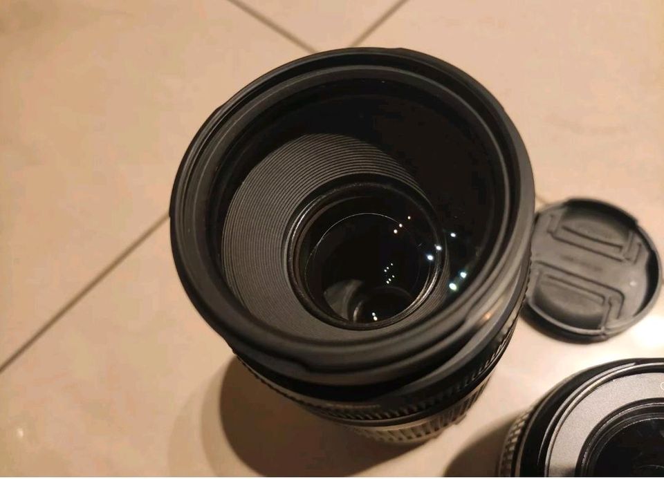Verkaufe eine Spiegelreflexkamera Canon EOS 1100D mit Zubehör in Lichtenau Mittelfr
