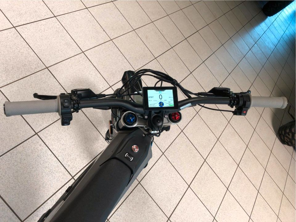 Talaria XXX Elektro-Motorrad Quadix E- Bike Straßenzulassung sofort Verfügbar in Waldmohr