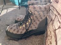 Guess Schuhe Nordrhein-Westfalen - Neuss Vorschau