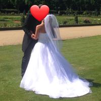 Hochzeitskleid Brautkleid mit Schleppe Gr. 34 XS inkl. Zubehör Brandenburg - Dallgow Vorschau