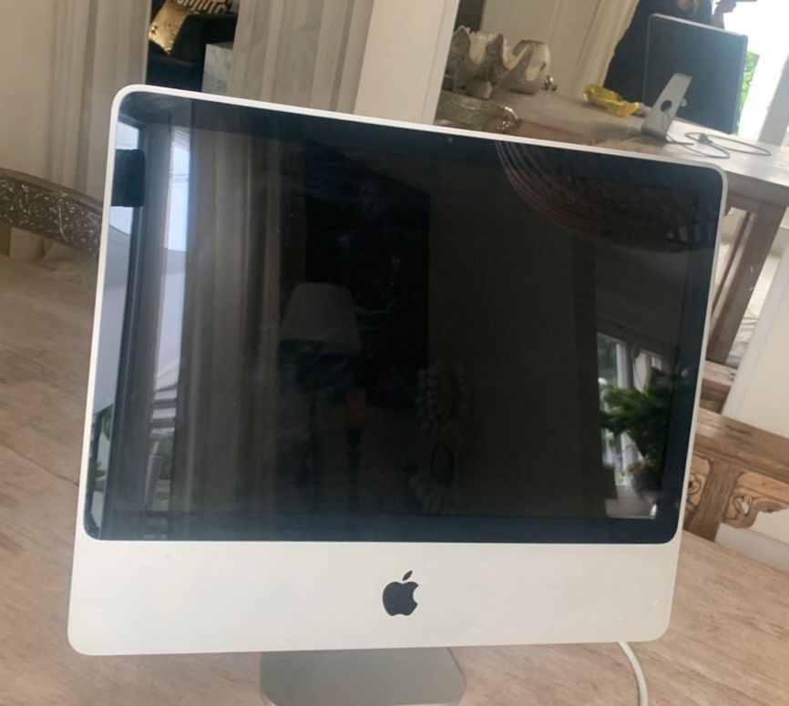 Apple IMac 24 LED Cinema Display Bildschirm Monitor in Hessen - Dreieich |  Monitor gebraucht kaufen | eBay Kleinanzeigen ist jetzt Kleinanzeigen