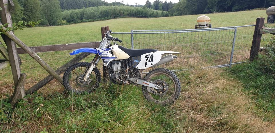 SUCHE teile von dieser yz 426 in Stedesdorf