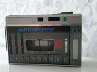 Toshiba KT-4066 Portable AM/FM Radio Cassette Player Walkman Nordrhein-Westfalen - Oberhausen Vorschau