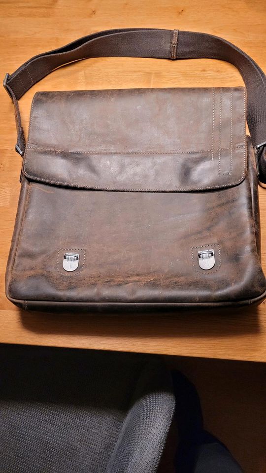 Strellson Laptoptasche Postman Bag in Bayern - Neu Ulm | eBay Kleinanzeigen  ist jetzt Kleinanzeigen