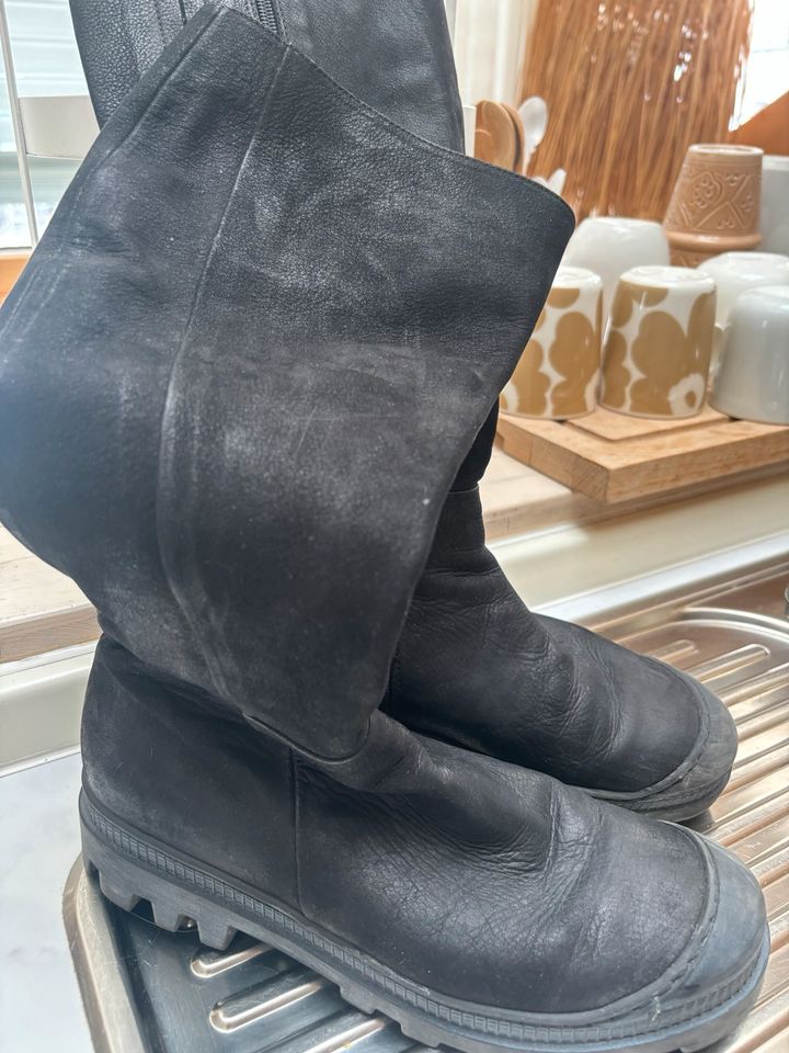 Lofina Stiefel Leder schwarz 38,5 weich in Rheinfelden (Baden)