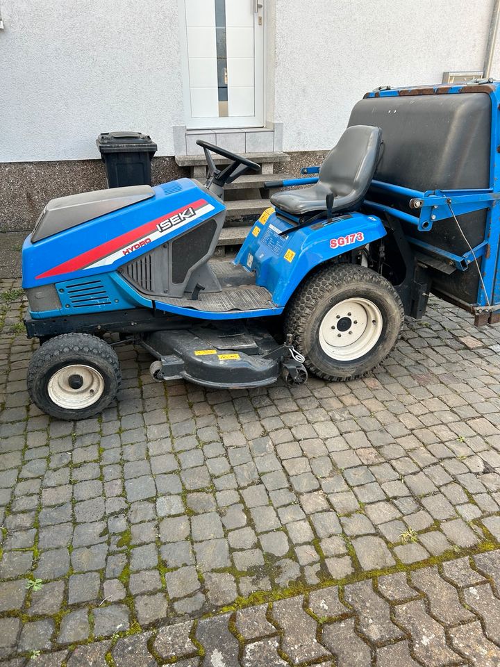 Iseki sg 173 Rasentraktor Rasenmäher, Aufsitztraktor in Völklingen