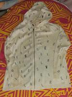 weisse, bedruckte Strickjacke mit Mütze von S.Oliver in Gr.S/36 Baden-Württemberg - Pforzheim Vorschau
